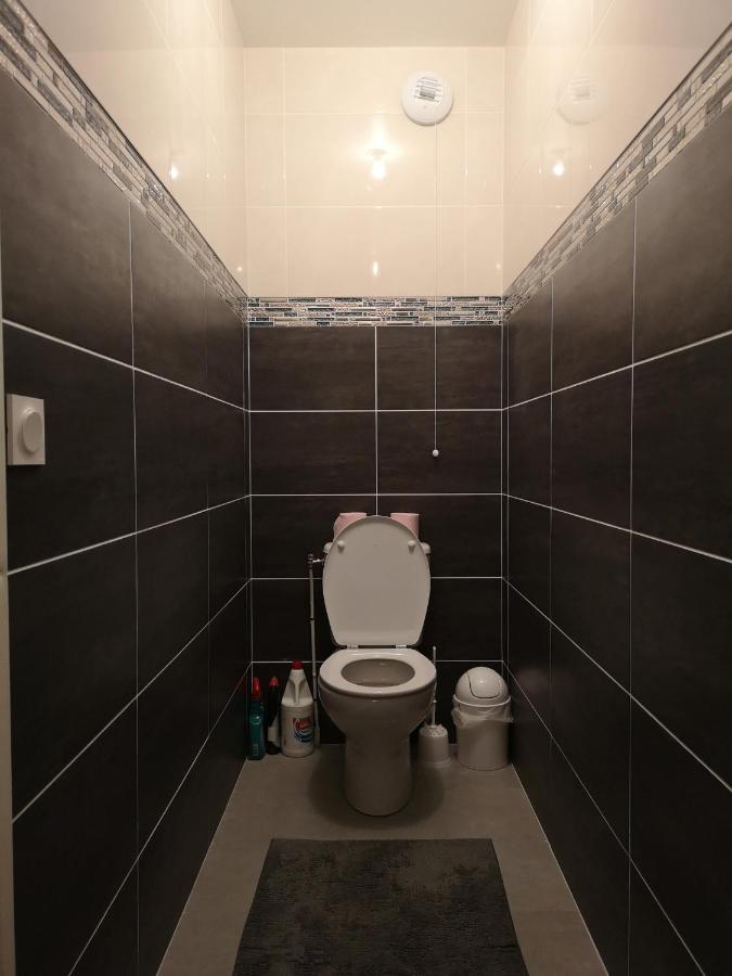 Bienvenus Chez Eric A Montevrain Apartment Ngoại thất bức ảnh
